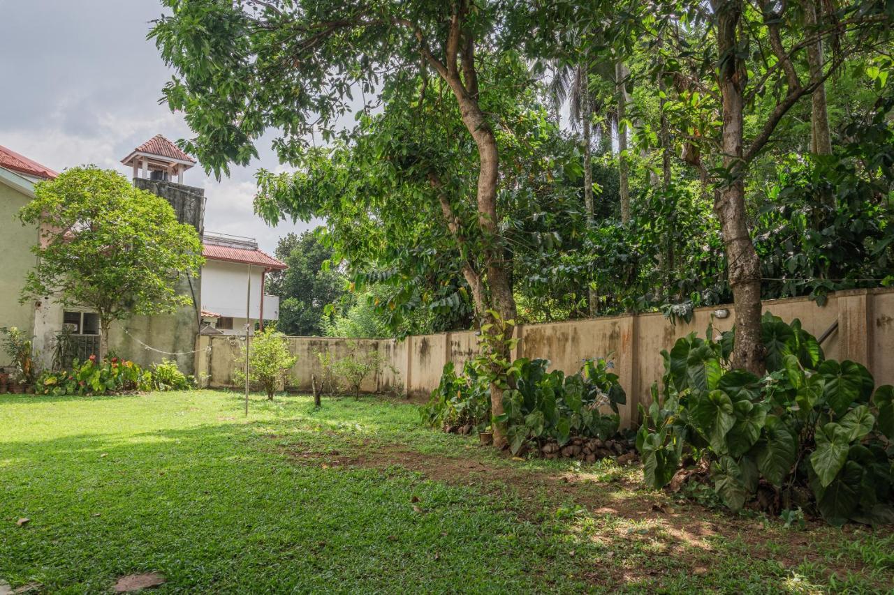 Kandy Twin Hostel Exteriör bild